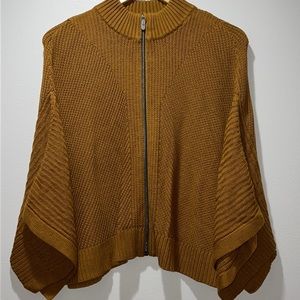 Lululemon Zippered Poncho with Sleeves